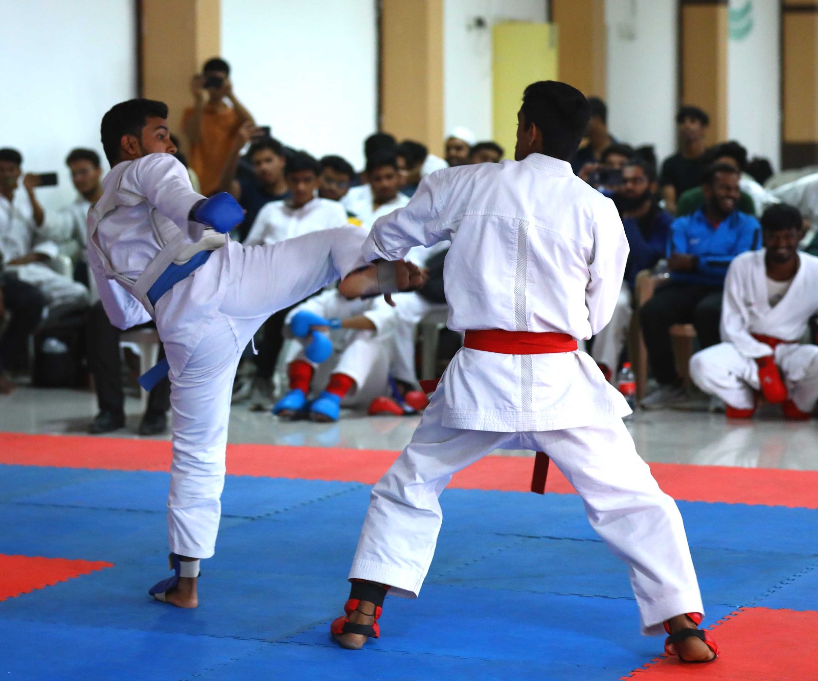 Osmana University Inter College Tournament 2024-25 
KARATE Championship  held on 02-11-2024 at Lords Institute of Engineering & Technology.
Shaik Saud Al Amoodi of MJCET (IT-4) Won the Bronze  medal in -55 kgs weight category.