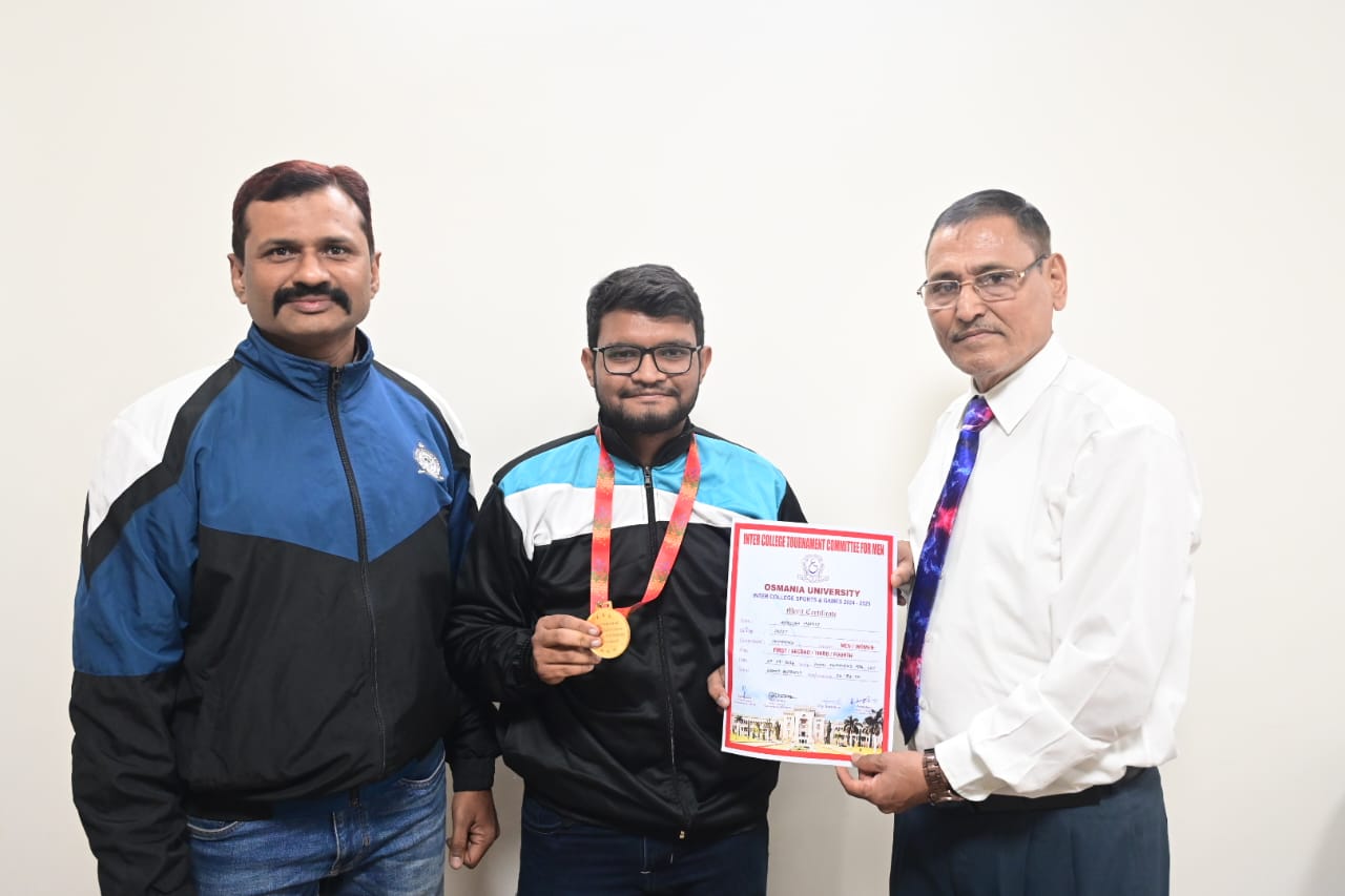 Abdullah Hafeez from MJCET-EEE-2,  participated in the South West zone Universities Aquatics 2024-25
Held at SRM University, Chennai. 
From 21-23rd Dec 2024.