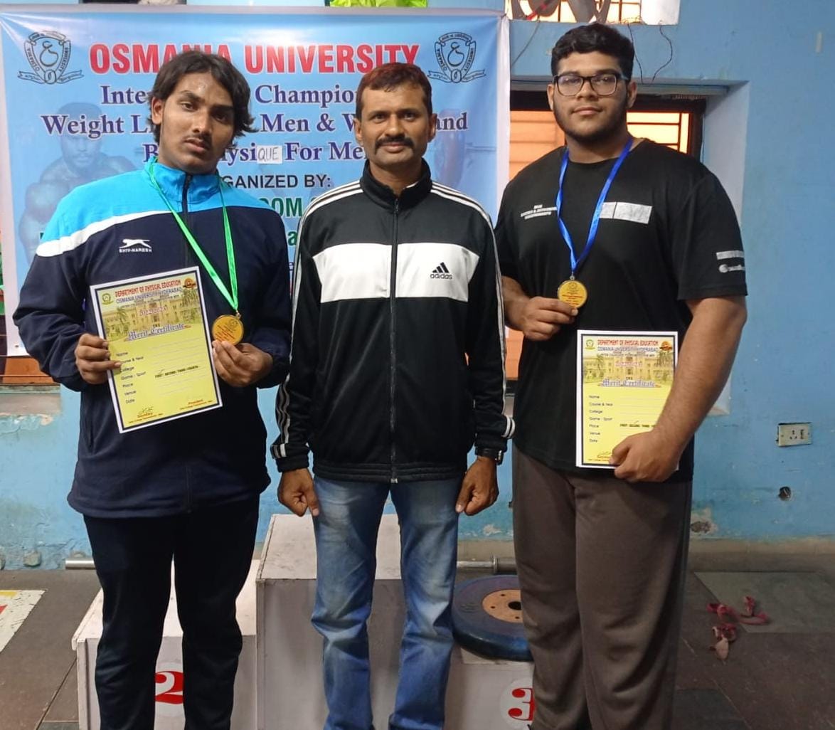 Osmania University Inter College Tournament Weight Lifting Championship held at LB Stadium on 30-12-2022.
🥈
Mohammed Saif of MJCET WON the Silver medal.