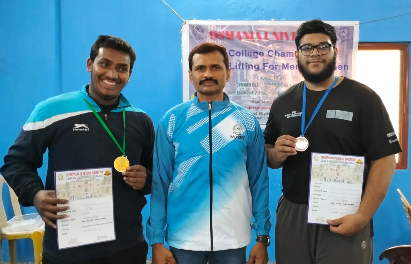 Osmania University Inter College Tournament Weightlifting Championship (M) 2023-24 held at Prof. Jay Shankar Indoor Stadium, Lalapet, Hyderabad on 28-11-2023.
Muffakham Jah College of Engineering & Technology Student's performed very well and won 2 Silver medals 🥈🥈 

Mohammad Ismail CSE 2nd Yr. (Wt. C 96)
Mohammad Saif AI/ML 3rd Yr.
(Wt. C 109+)