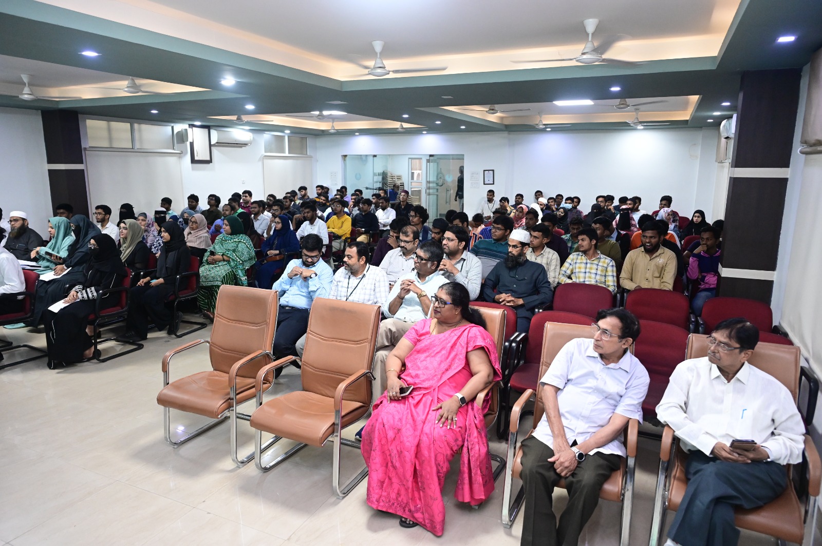 Electrical Engineering department celebrated its annual day with great fervor on 23/07/2024 at Seminar Hall Block – 4 MJCET.  The esteemed chief guest Mr. Pradeep Palelli, Co-founder and CEO of Thanos Technologies, Telangana’s first drone manufacturing company, graced the occasion and inspired the students with his presence.